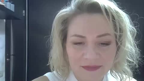 3susie online show from December 2025 03:51:02 PM