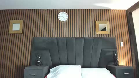 3X NAXAA online show from November 2025 12:23:02 PM