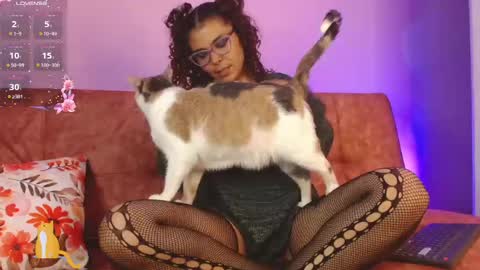 Violeta online show from February 2025 11:58:02 PM