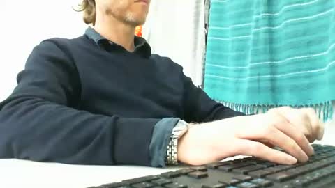 555tony555 online show from October 2025 03:17:02 AM