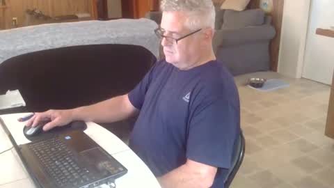 Joe online show from November 2025 05:02:01 PM