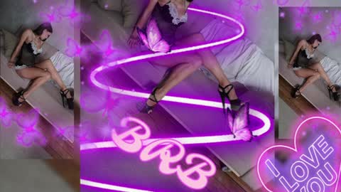 Snapshot of 666mia666 chatting on December 2024 07:05:01 AM Mia my pvt is open and lovense is active online show from December 2024 07:05:01 AM