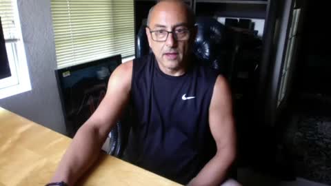 daddy vegas  for single women and couples here online show from October 2025 12:16:02 AM