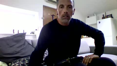 Num online show from October 2025 07:42:02 AM