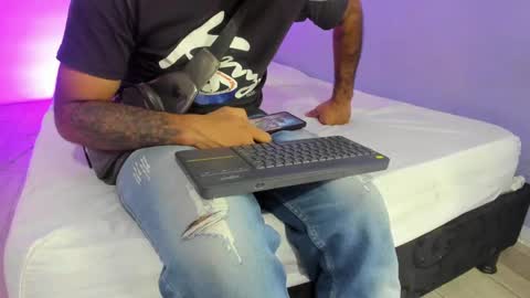 Snapshot of 6_bunny_9 chatting on February 2025 04:00:02 PM Celeste online show from February 2025 04:00:02 PM