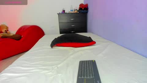 Snapshot of 6_bunny_9 chatting on February 2025 03:47:02 AM Celeste online show from February 2025 03:47:02 AM