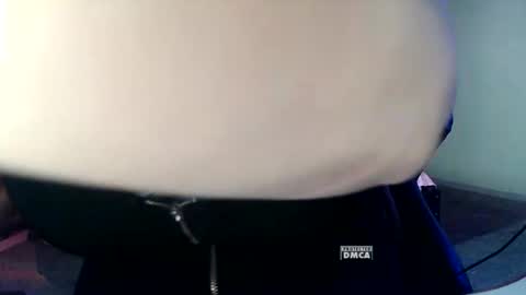 Snapshot of 6_dream_9 chatting on October 2025 04:11:01 AM 6_dream_9 online show from October 2025 04:11:01 AM