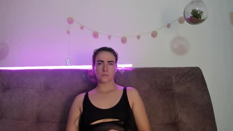 milu online show from October 2025 11:30:01 AM