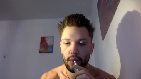 Snapshot of 777kriss chatting on October 2025 08:45:02 AM Kriss online show from October 2025 08:45:02 AM