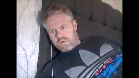 Snapshot of 81jonnyx chatting on December 2024 10:12:02 AM 81jonnyx online show from December 2024 10:12:02 AM