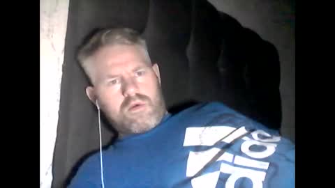 Snapshot of 81jonnyx chatting on December 2024 12:59:02 AM 81jonnyx online show from December 2024 12:59:02 AM