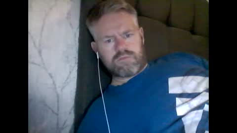 Snapshot of 81jonnyx chatting on December 2024 02:38:01 PM 81jonnyx online show from December 2024 02:38:01 PM