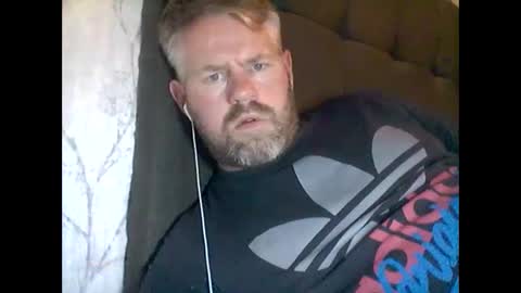 Snapshot of 81jonnyx chatting on December 2024 07:53:02 PM 81jonnyx online show from December 2024 07:53:02 PM