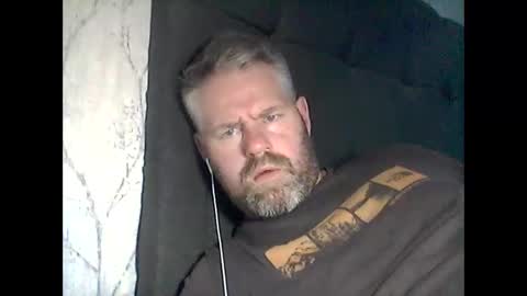 Snapshot of 81jonnyx chatting on November 2025 12:51:01 PM 81jonnyx online show from November 2025 12:51:01 PM