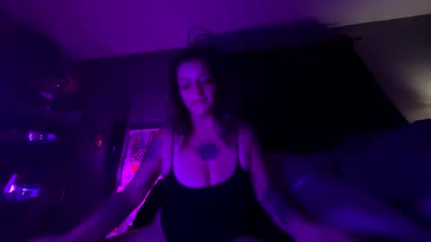 Snapshot of 88heygirlhey88 chatting on November 2025 09:44:02 AM That girl online show from November 2025 09:44:02 AM