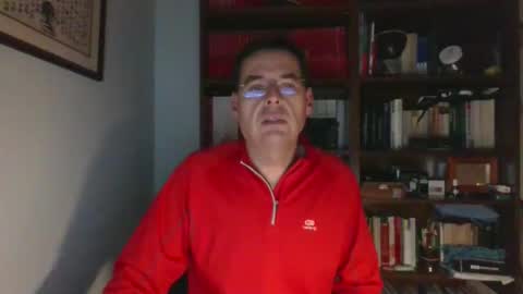 8age online show from December 2025 10:15:01 PM