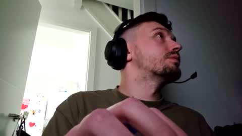 8inchdude93 online show from October 2025 10:34:02 AM