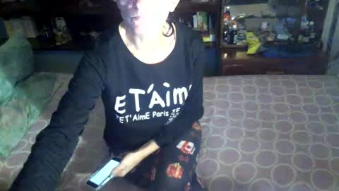 Snapshot of 8mistress8 chatting on January 2025 06:38:01 PM 8MISTRESS8 online show from January 2025 06:38:01 PM