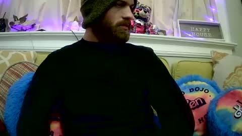 Snapshot of 90210screamer chatting on December 2024 08:22:02 AM 90210screamer online show from December 2024 08:22:02 AM