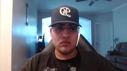 Butterfly boy online show from October 2025 07:12:01 PM