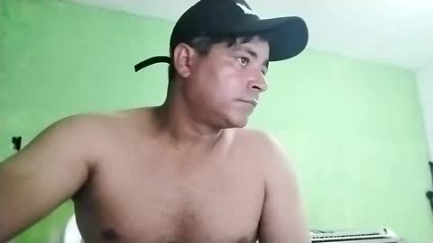 9vinhocamshow online show from February 2025 09:37:01 PM