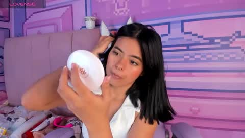 Alice  online show from September 2025 09:09:02 PM