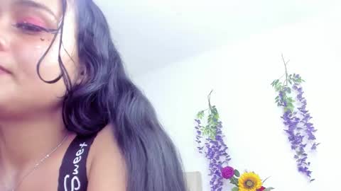 JADE online show from December 2025 06:47:02 PM