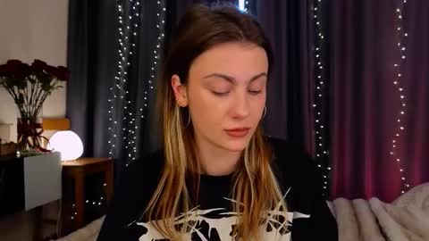 Snapshot of _a_n_n_y_ chatting on February 2026 06:45:01 AM Willow online show from February 2026 06:45:01 AM