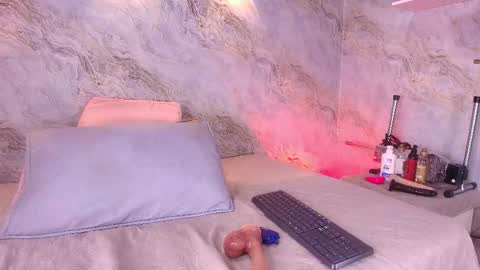  abby rouss online show from November 2025 03:39:01 AM