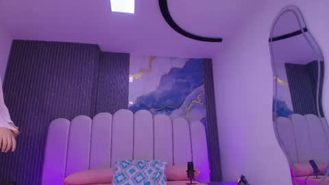  abby rouss online show from June 2026 03:13:02 AM