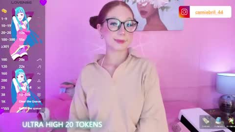Snapshot of _abril77 chatting on May 2026 02:19:02 AM Abril online show from May 2026 02:19:02 AM