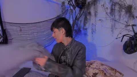 Alexander online show from November 2025 04:22:02 AM