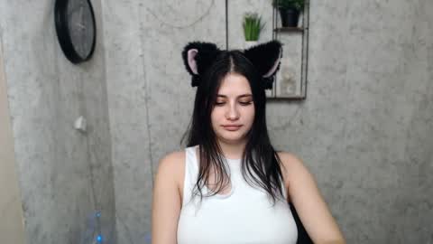 Alice online show from December 2024 10:52:02 PM