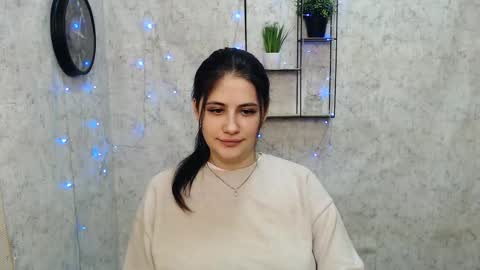 Alice online show from January 2025 09:07:01 PM