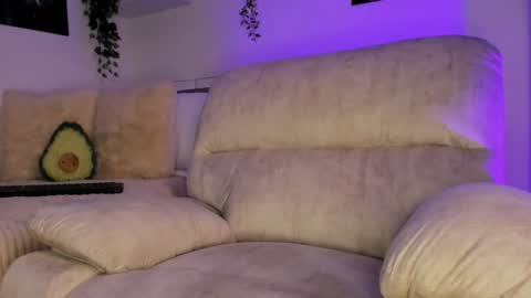 Karo online show from February 2025 10:43:02 PM