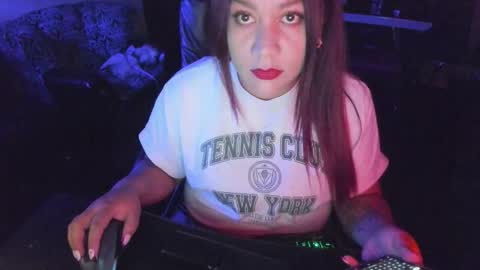 Giulia...... online show from September 2025 03:17:02 AM