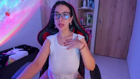 Snapshot of _amanda_seyfried19 chatting on February 2025 12:49:02 AM AMANDA online show from February 2025 12:49:02 AM