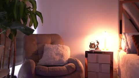 Andy online show from October 2025 08:36:02 PM