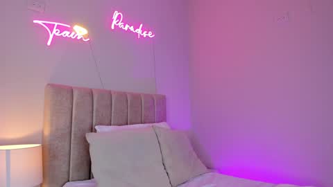 ngela  online show from February 2025 05:45:01 PM