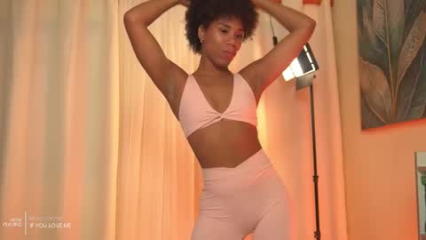 Snapshot of _angeleyes chatting on September 2025 10:44:01 PM Angie -  online show from September 2025 10:44:01 PM