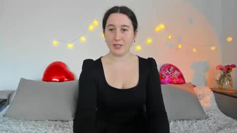 Snapshot of _anna_montana chatting on April 2026 12:33:01 PM Anna online show from April 2026 12:33:01 PM