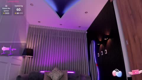 Ana online show from March 2025 05:54:01 PM