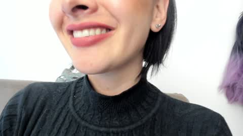 antonia online show from January 2025 07:53:01 PM