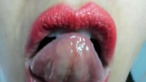 antonia online show from February 2026 09:57:02 PM