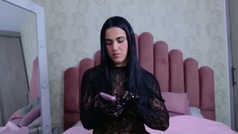 Snapshot of _ariannacruz chatting on October 2025 01:24:02 AM Queen Cruz online show from October 2025 01:24:02 AM