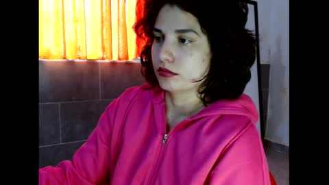 atenea online show from October 2025 02:35:02 PM