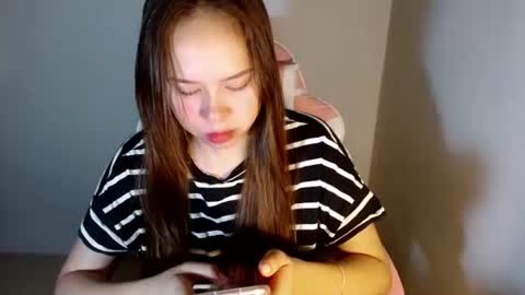 Snapshot of _ayesha19 chatting on January 2026 08:36:01 PM yesha3 online show from January 2026 08:36:01 PM