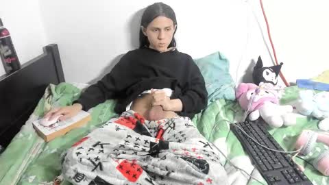 Snapshot of _baby_vi chatting on November 2025 11:59:02 PM _baby_vi online show from November 2025 11:59:02 PM