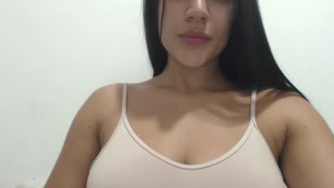 Snapshot of _bella_angel chatting on September 2025 04:12:02 AM Mar online show from September 2025 04:12:02 AM