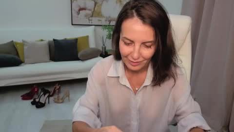 Snapshot of _beylly chatting on September 2025 04:39:02 PM Beylly online show from September 2025 04:39:02 PM